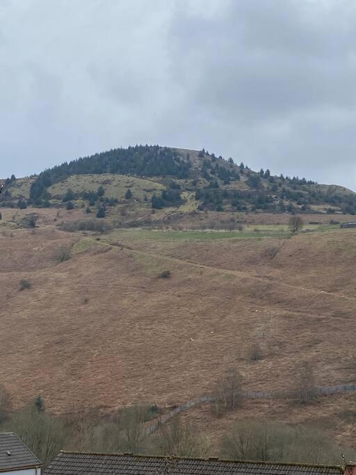 Mountain View Two Bedroom Llwynypia Esterno foto